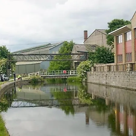 *f6gh For Your Relaxed & Cosy + Free Parking & Wifi *