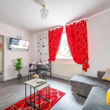 *f6gh For Your Relaxed & Cosy + Free Parking & Wifi Лідс