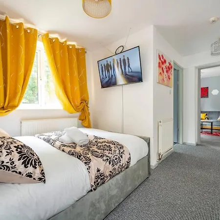 شقة *f6gh For Your Relaxed & Cosy + Free Parking & Wifi