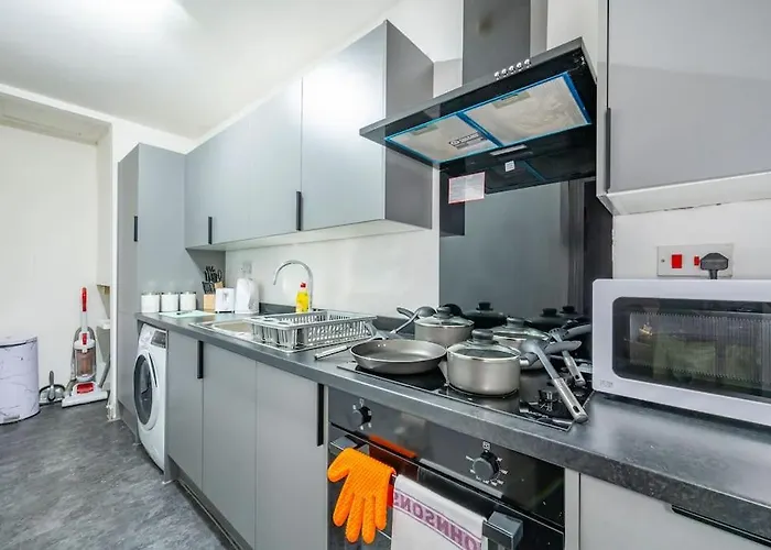 *f6gh For Your Relaxed & Cosy + Free Parking & Wifi Leeds (West Yorkshire)