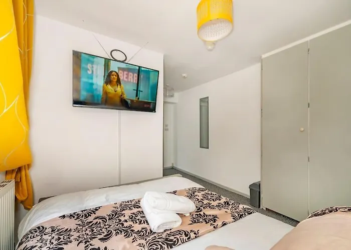 *f6gh For Your Relaxed & Cosy + Free Parking & Wifi Apartment *